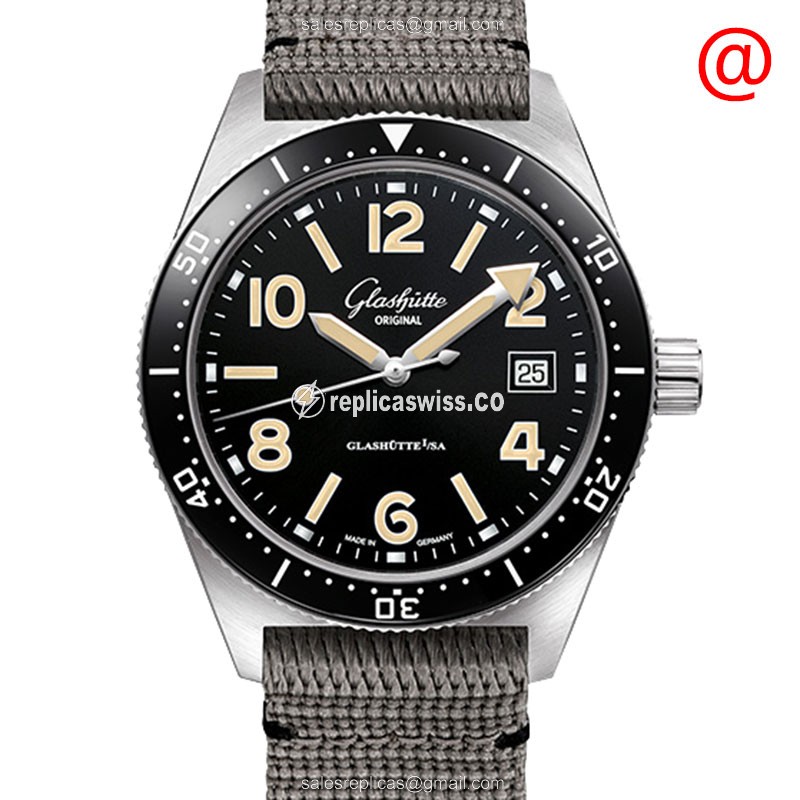Glashutte 1-36-13-01-80-08 SPEZIALIST Automatic Stainless Steel