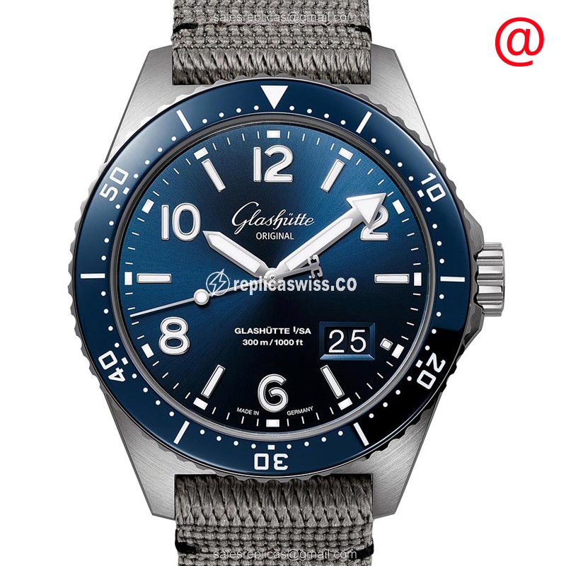 Glashutte 1-36-13-02-81-34 SPEZIALIST Automatic Stainless Steel