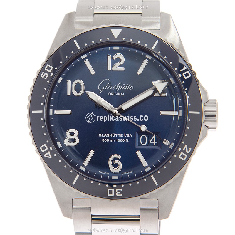 Glashutte 1-36-13-02-81-70 SPEZIALIST Automatic Stainless Steel