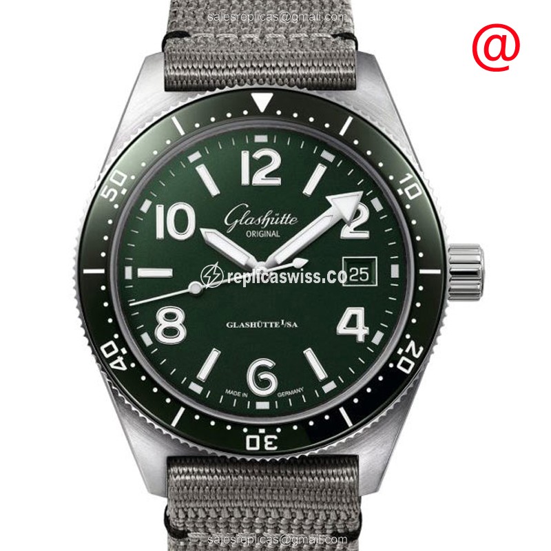 Glashutte 1-39-11-13-83-34 SPEZIALIST Automatic Stainless Steel