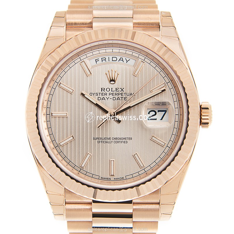 Rolex 228235-0005 DAY-DATE Automatic 18kt Rose Gold