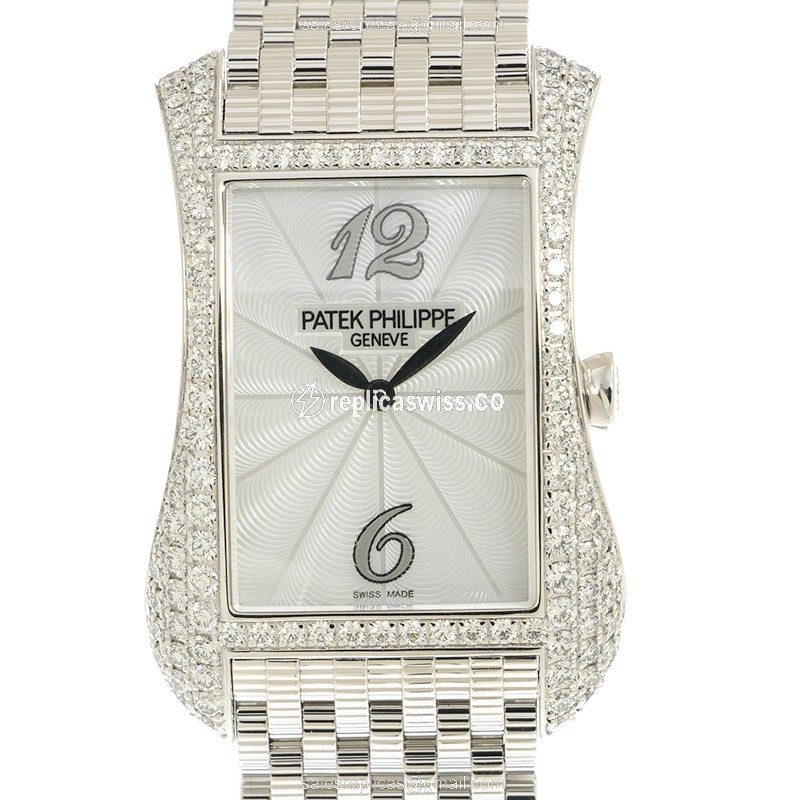 Patek Philippe 4972/1G-001 GONDOLO Quartz 18kt White Gold & Diamond