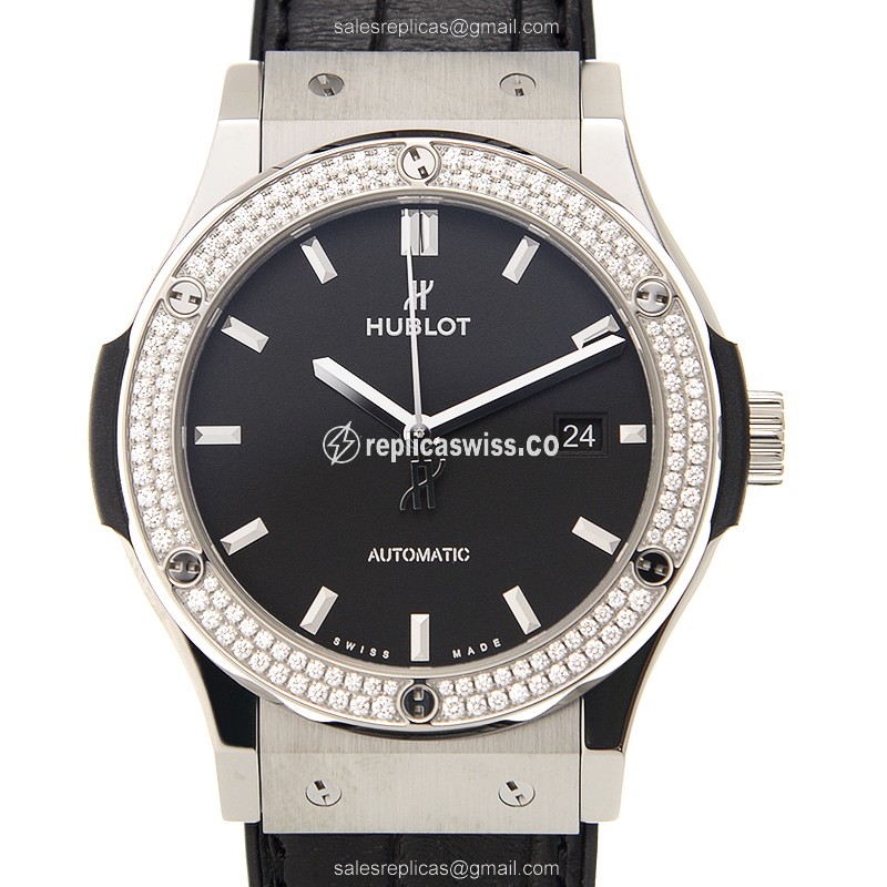 Hublot 542.NX.1171.LR.1104 CLASSIC FUSION Automatic Titanium & Diamond