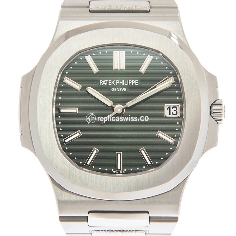 Patek Philippe 5711/1A-014 NAUTILUS Automatic Stainless Steel