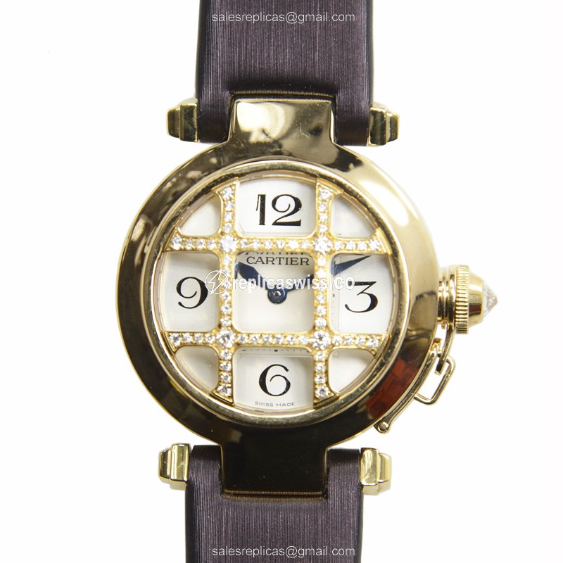 Cartier WJ11951G PASHA DE CARTIER Quartz 18kt Yellow Gold