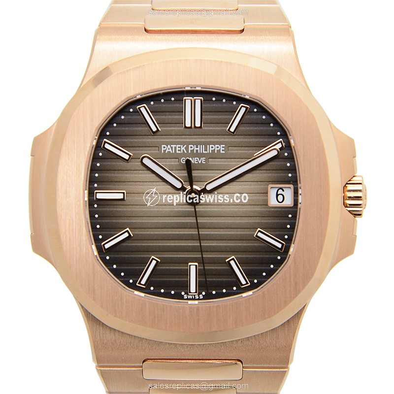 Patek Philippe 5711/1R-001 NAUTILUS Automatic 18kt Rose Gold