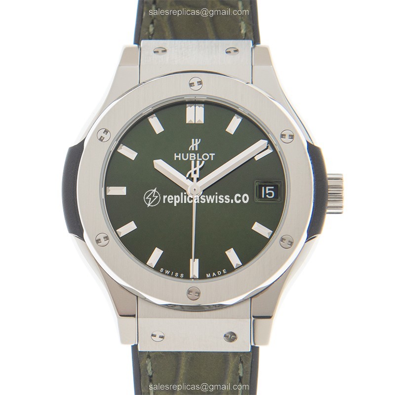 Hublot 581.NX.8970.LR CLASSIC FUSION Quartz Titanium