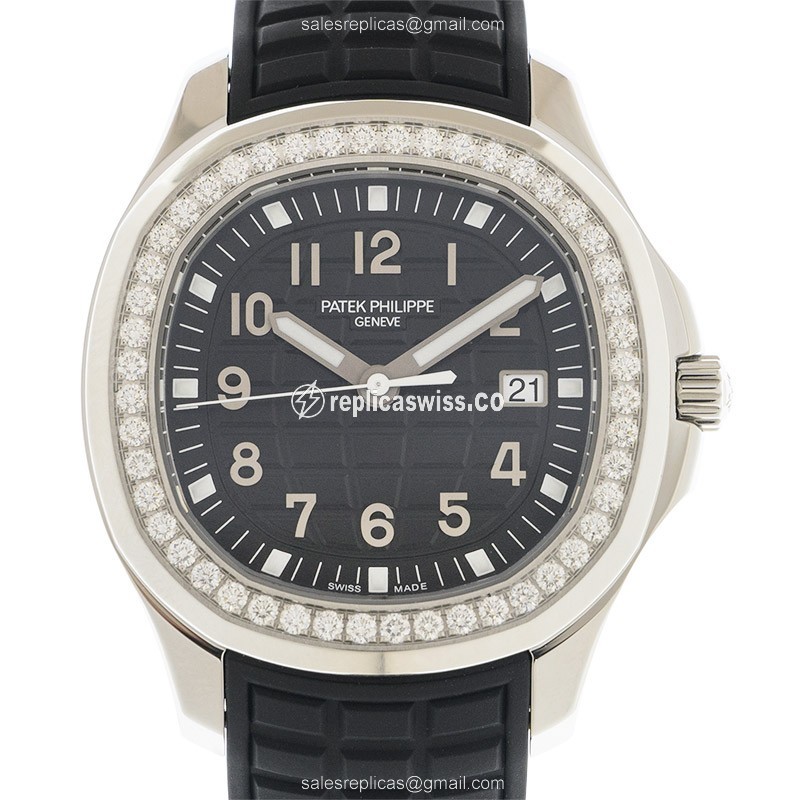 Patek Philippe 5267/200A-001 AQUANAUT Quartz Stainless Steel & Diamonds