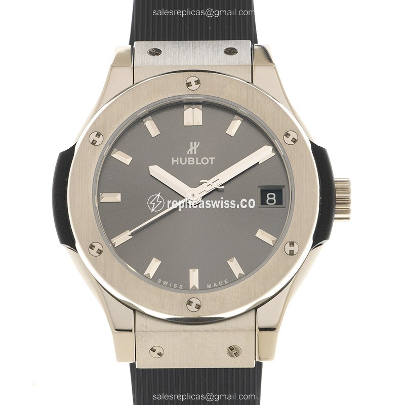 Hublot 581.NX.7071.RX CLASSIC FUSION Quartz Titanium