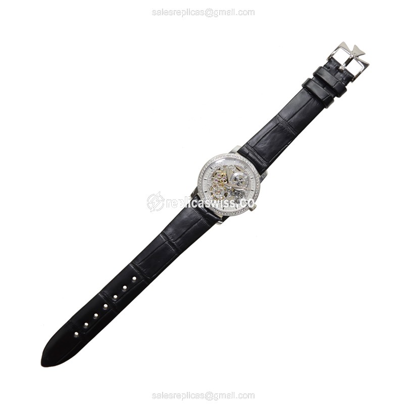 Vacheron Constantin 33558/000G-9394 TRADITIONNELLE Manual Wind 18kt White Gold & Diamond