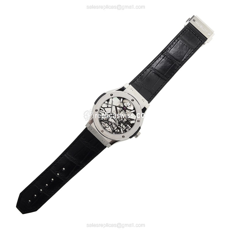 Hublot 505.NX.0170.LR CLASSIC FUSION Manual Wind Titanium