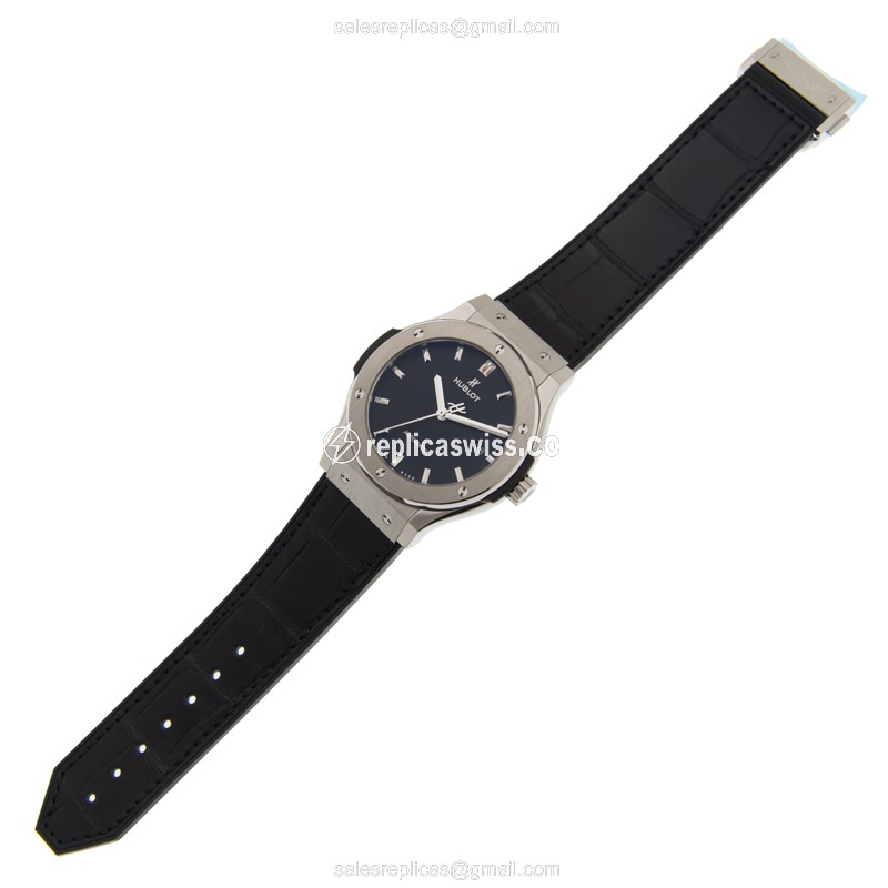 Hublot 542.NX.1171.LR CLASSIC FUSION Automatic Titanium
