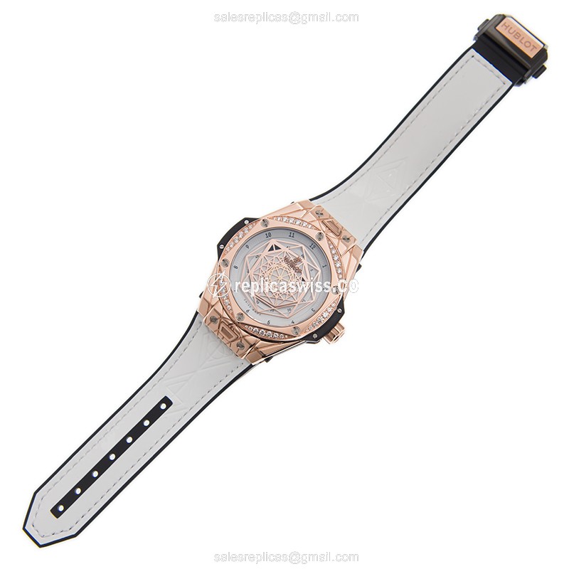Hublot 465.OS.2028.VR.1204.MXM19 BIG BANG Automatic 18kt Rose Gold & Diamonds