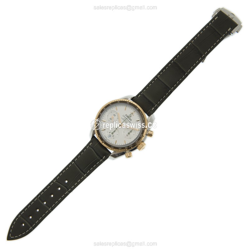 Omega 324.23.38.50.02.001 SPEEDMASTER Automatic 18kt Gold & Steel