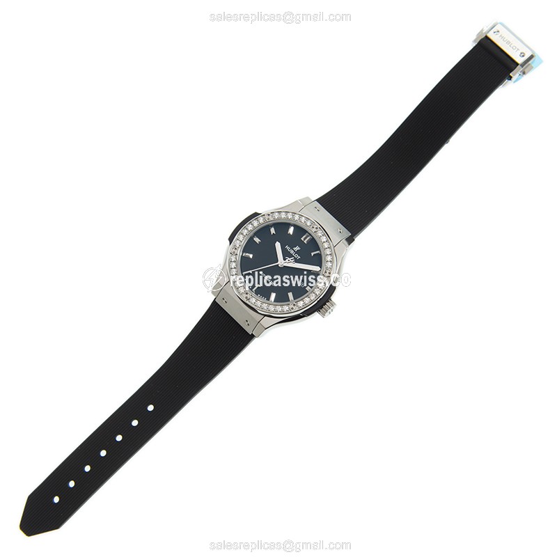 Hublot 582.NX.1170.RX.1204 CLASSIC FUSION Automatic Titanium & Diamond