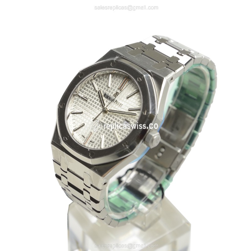 Audemars Piguet 15400ST.OO.1220ST.02 ROYAL OAK Automatic Stainless Steel