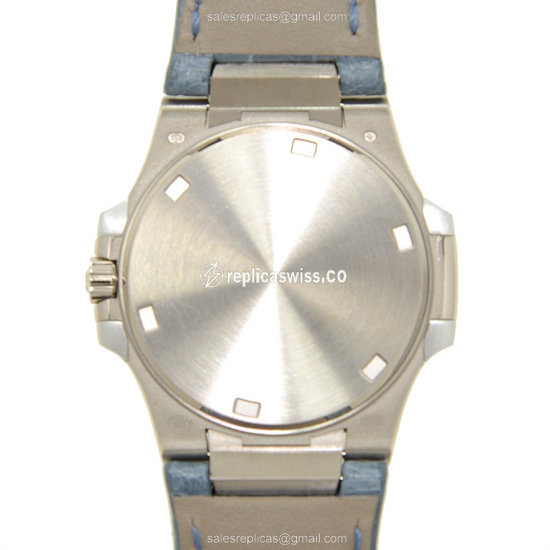 Patek Philippe 7010G-011 NAUTILUS Quartz 18kt White Gold & Diamond