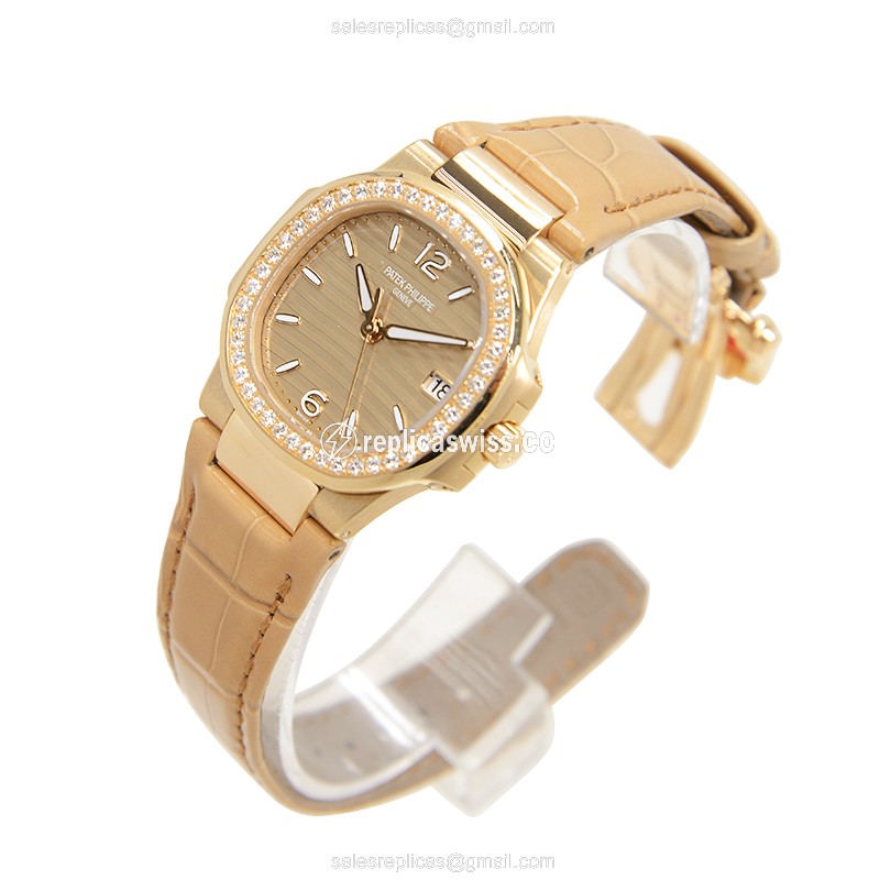 Patek Philippe 7010R-012 NAUTILUS Quartz 18kt Rose Gold & Diamonds