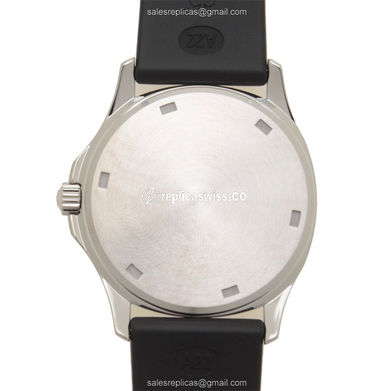 Patek Philippe 5067A-001 AQUANAUT Quartz Stainless Steel & Diamonds