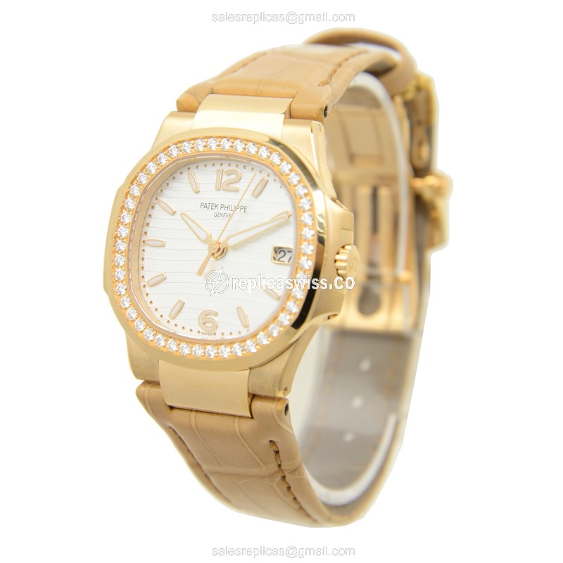 Patek Philippe 7010R-011 NAUTILUS Quartz 18kt Rose Gold & Diamonds