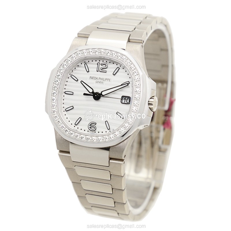 Patek Philippe 7010/1G-011 NAUTILUS Quartz 18kt White Gold & Diamond
