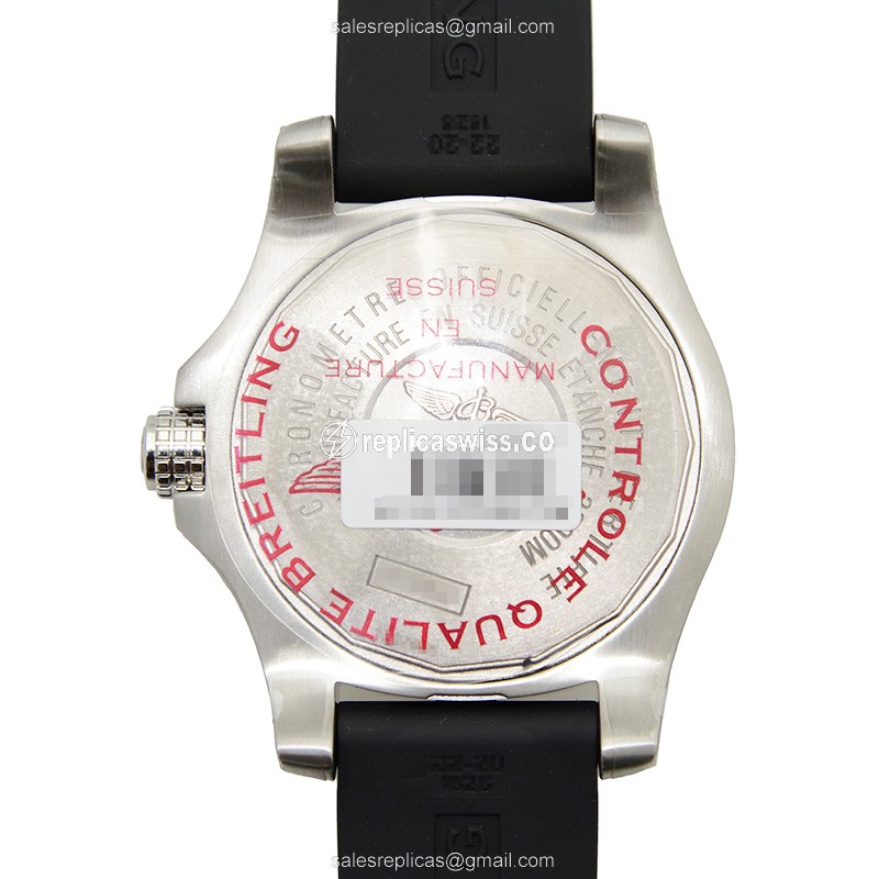 Breitling A1733110-I519-152S-A20SS AVENGER II Automatic Stainless Steel