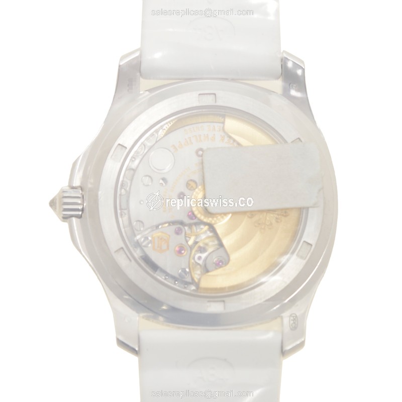 Patek Philippe 5069G-011 AQUANAUT Automatic 18kt White Gold & Diamond