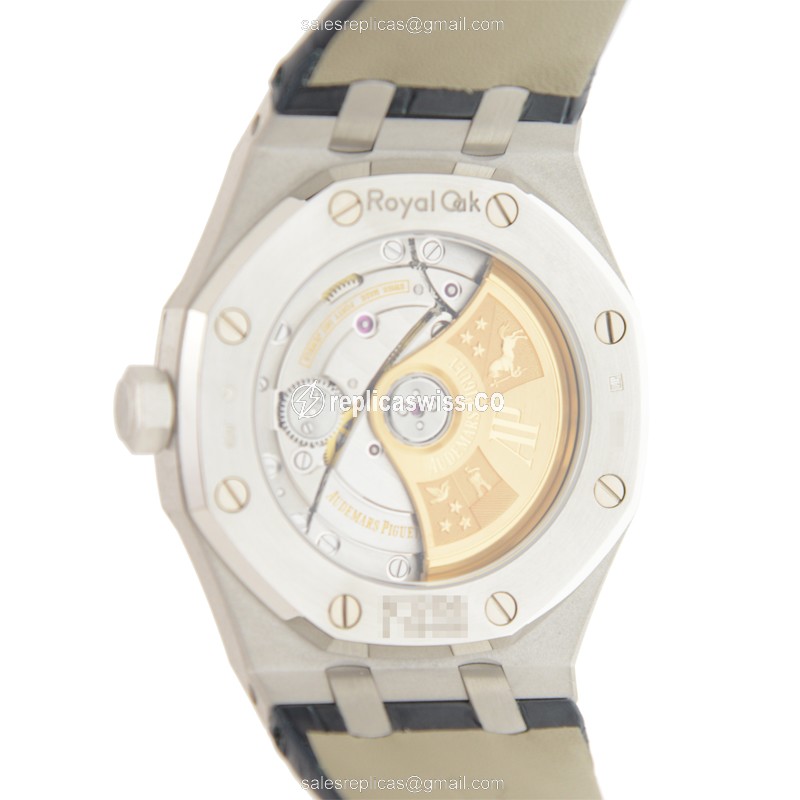 Audemars Piguet 15452BC.ZZ.D019CR.01 ROYAL OAK Automatic 18kt White Gold & Diamond
