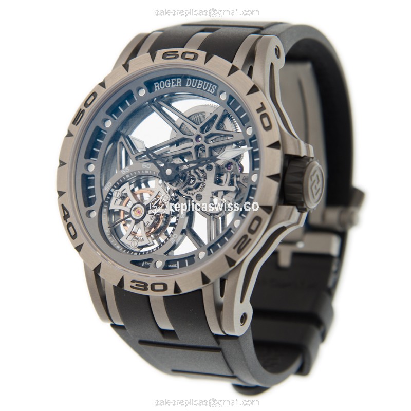 Roger Dubuis DBEX0479 EXCALIBUR Manual Wind Titanium