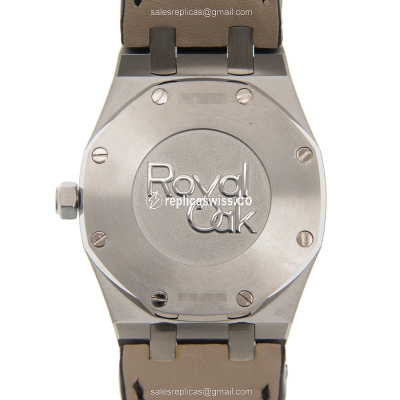 Audemars Piguet 67651ST.ZZ.D002CR.01 ROYAL OAK Quartz Stainless Steel & Diamonds