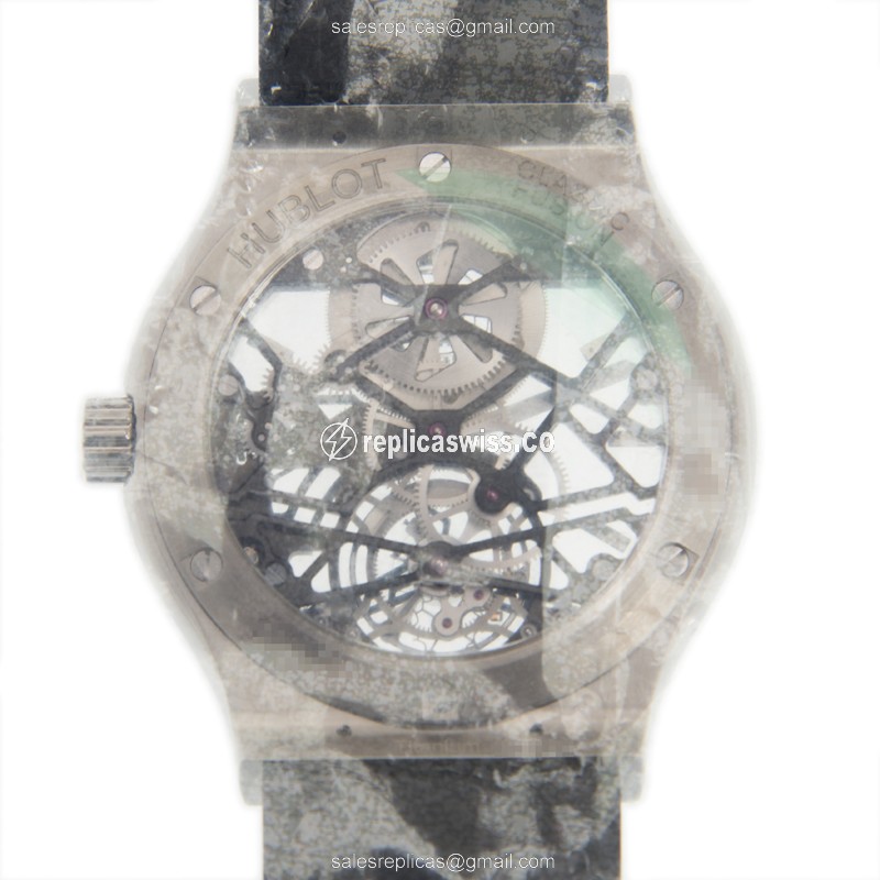 Hublot 505.NX.0170.LR.1904 CLASSIC FUSION Manual Wind Titanium