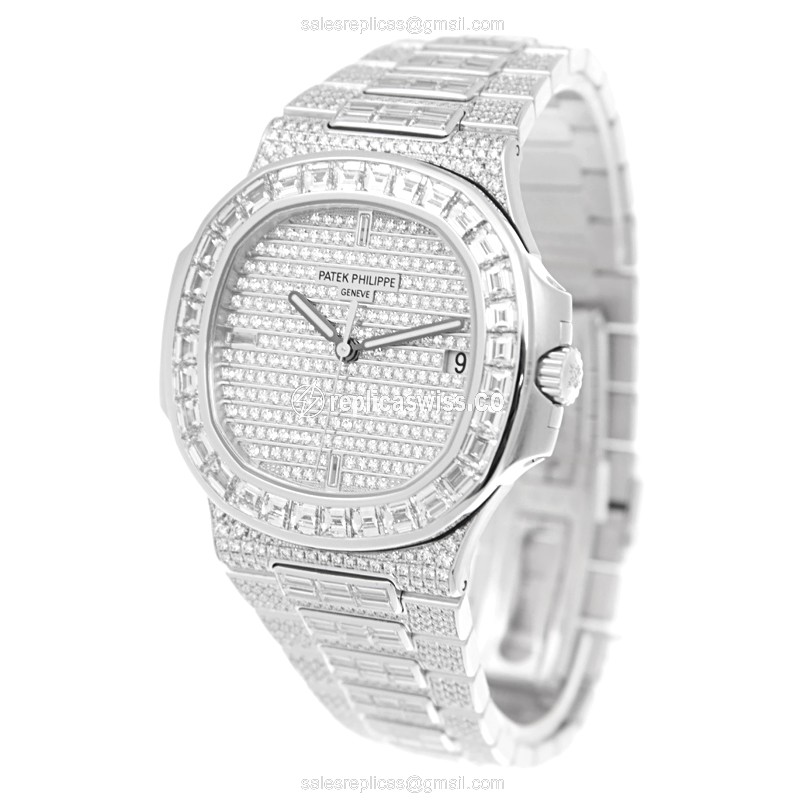 Patek Philippe 5719/10G-010 NAUTILUS Automatic 18kt White Gold & Diamond