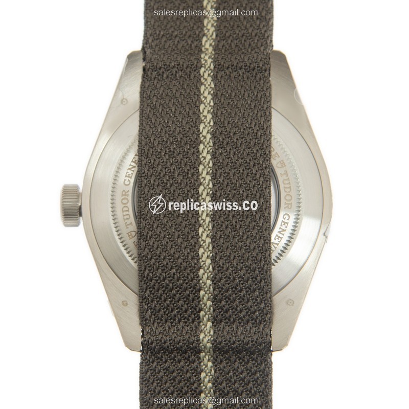 Tudor 79010SG CANVAS STRAP BLACK BAY 1958 Automatic 925 Silver