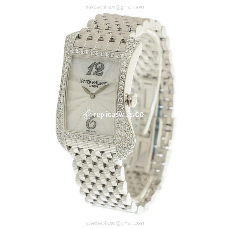 Patek Philippe 4972/1G-001 GONDOLO Quartz 18kt White Gold & Diamond