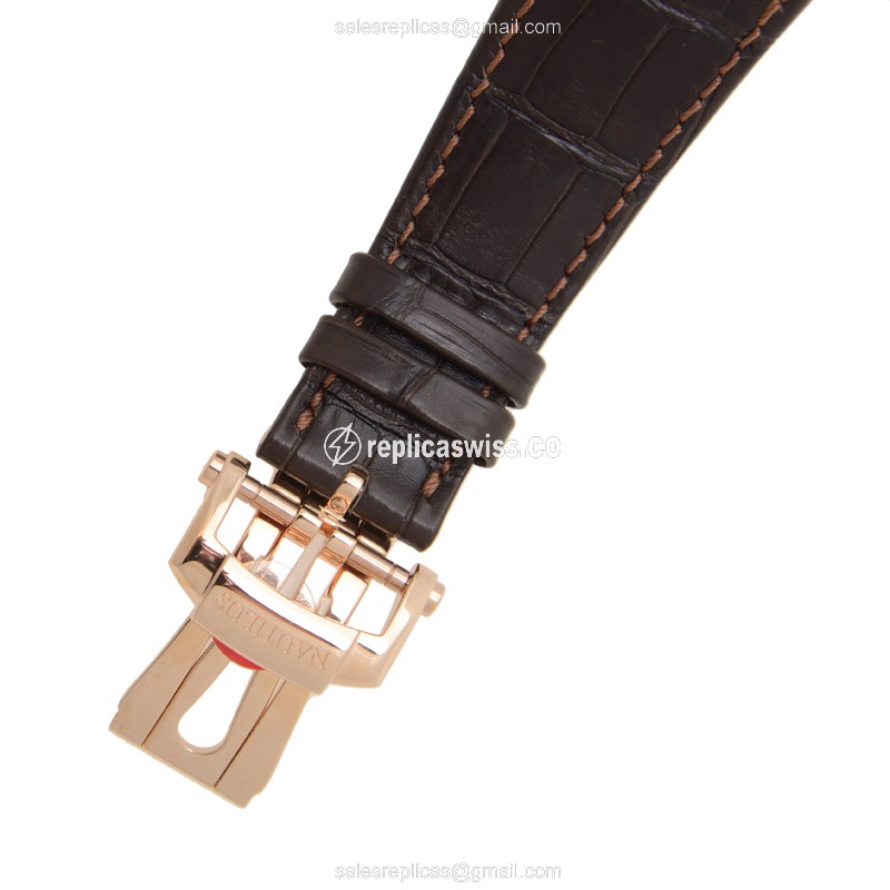 Patek Philippe 5712R-001 NAUTILUS Automatic 18kt Rose Gold