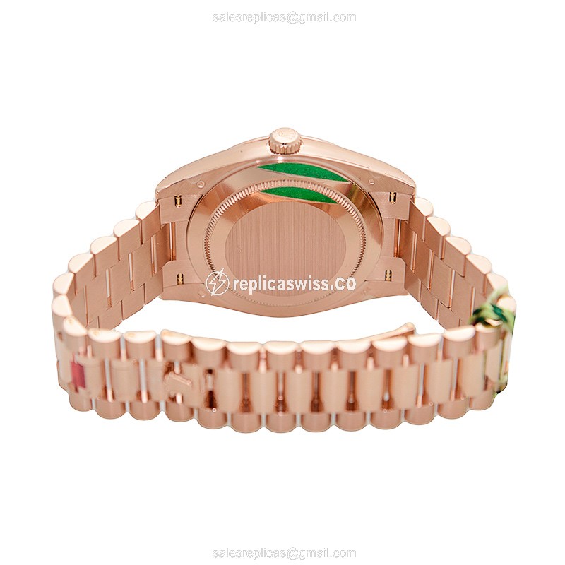 Rolex 228235-0002 DAY-DATE Automatic 18kt Rose Gold