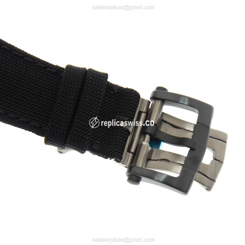 Ulysse Nardin 2053-132/BLACK FREAK Manual Wind Titanium