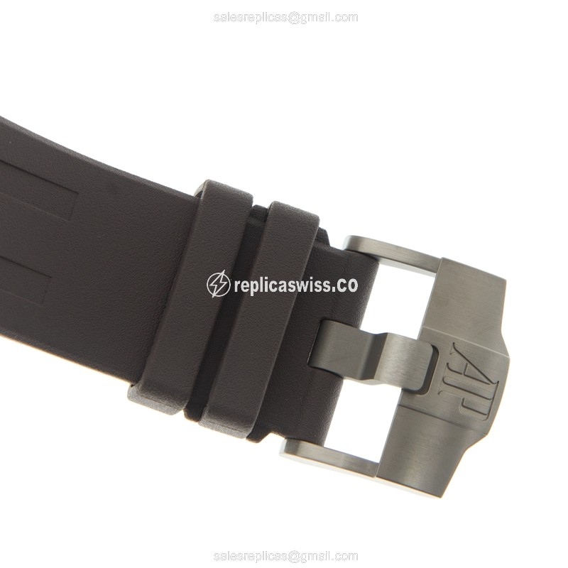 Audemars Piguet 26400IO.OO.A004CA.02 ROYAL OAK OFFSHORE Manual Wind Titanium & Ceramic