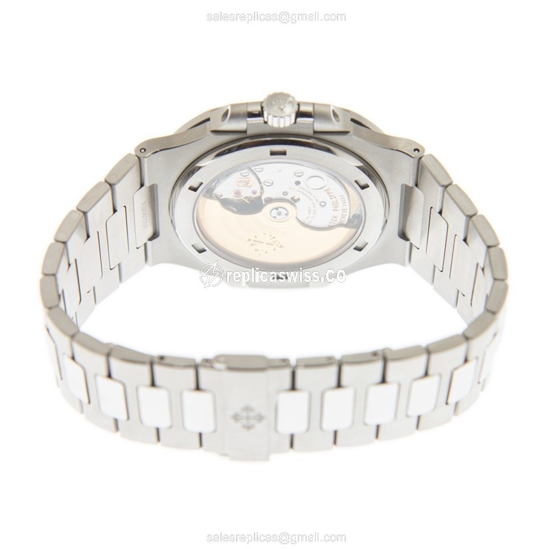 Patek Philippe 5711/1A-014 NAUTILUS Automatic Stainless Steel