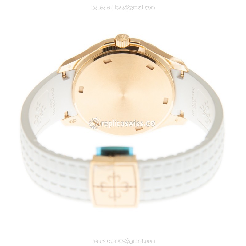 Patek Philippe 5269/200R-001 AQUANAUT Quartz 18kt Rose Gold & Diamonds