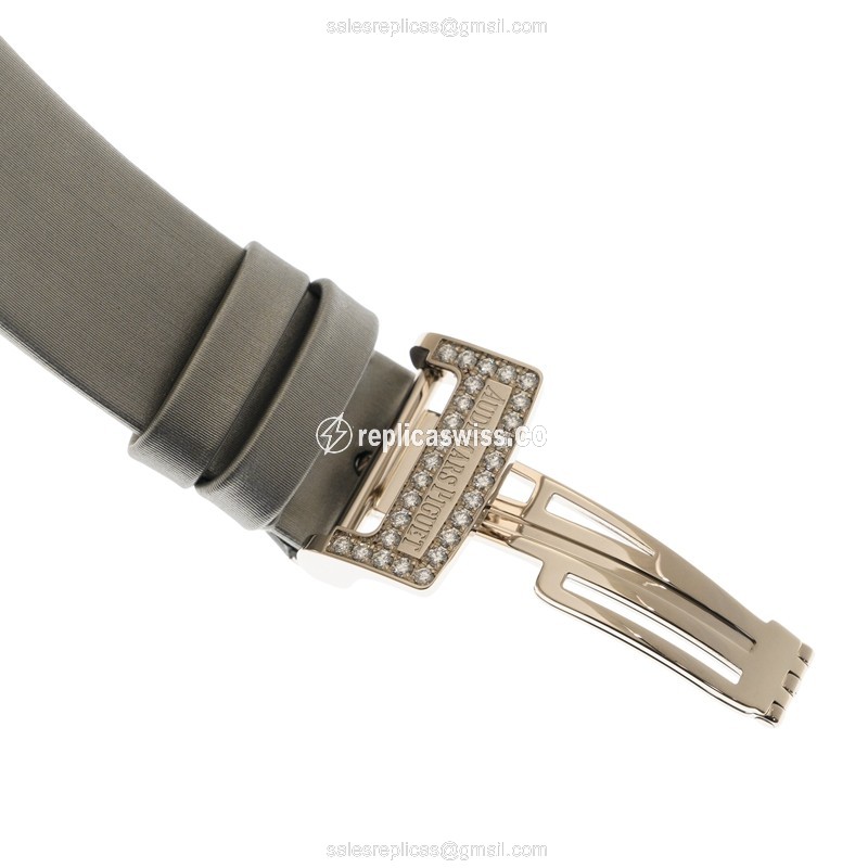 Audemars Piguet 15452BC.ZY.D007VE.01 ROYAL OAK Automatic 18kt White Gold & Diamond