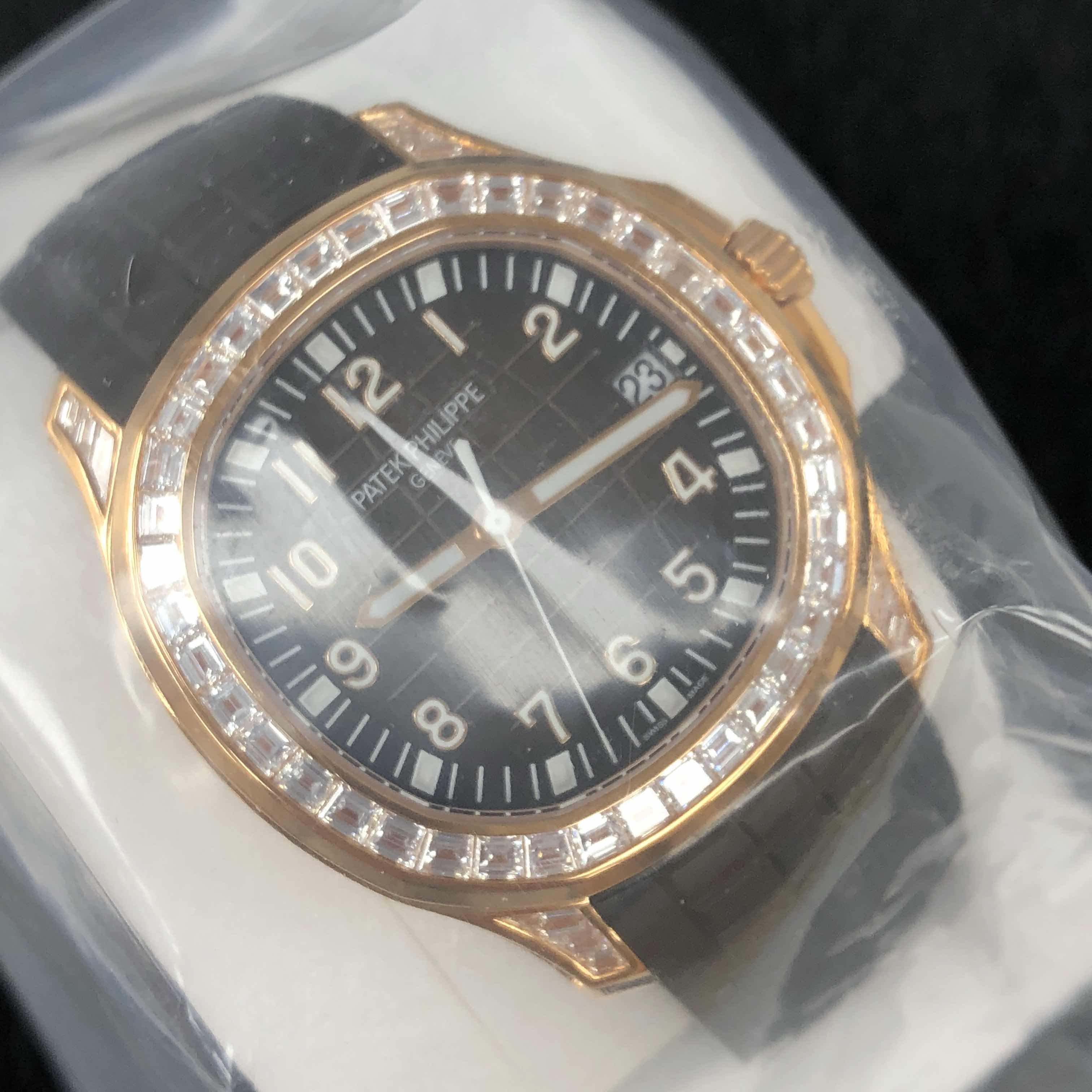 Patek Philippe 5167/300R-010 AQUANAUT Automatic 18kt Rose Gold & Diamonds