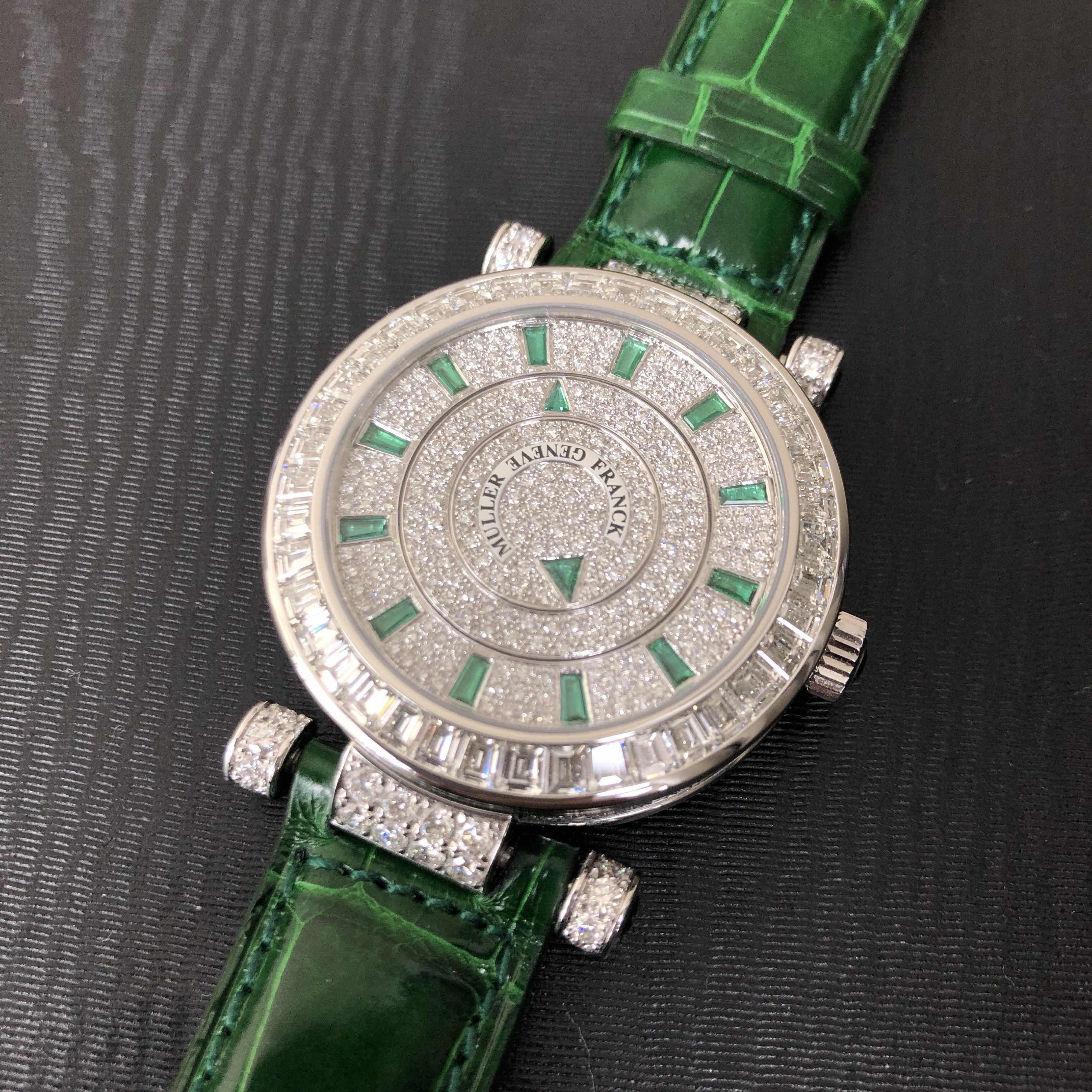 Franck Muller DBL MYST BAG C BAG 36 (OG) ROUND Automatic 18kt White Gold & Diamond