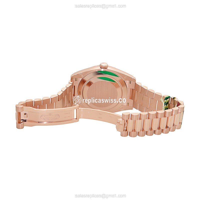 Rolex 228235-0002 DAY-DATE Automatic 18kt Rose Gold