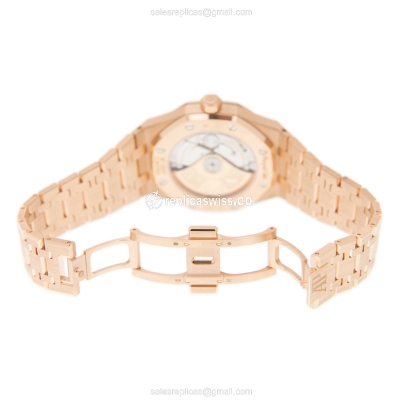 Audemars Piguet 15451OR.ZZ.1256OR.01 ROYAL OAK Automatic 18kt Rose Gold & Diamonds