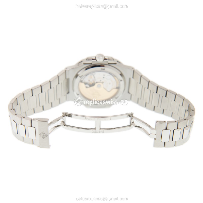 Patek Philippe 5711/1A-011 NAUTILUS Automatic Stainless Steel