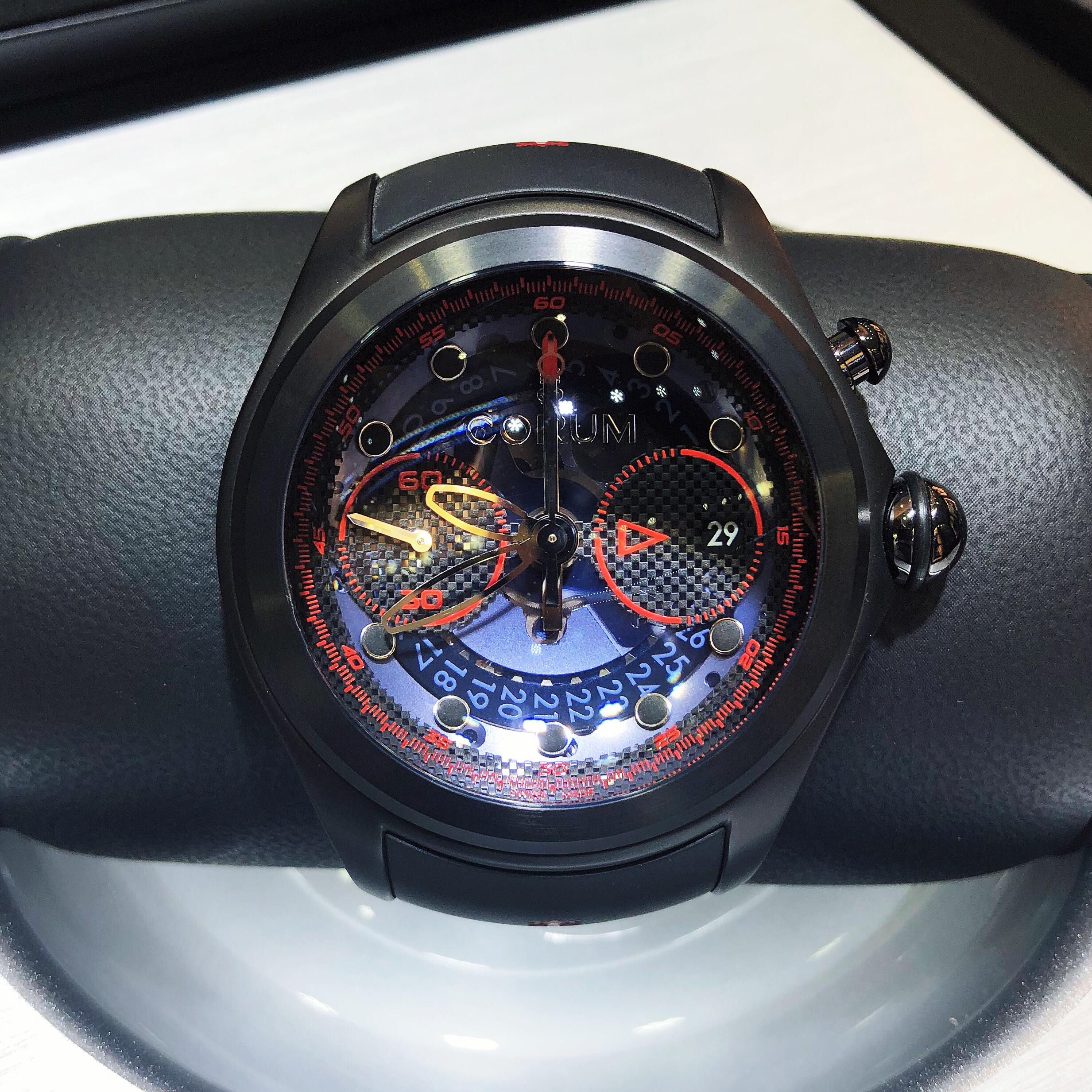 Corum 961.201.95/0371 CT01 BUBBLE Automatic Titanium