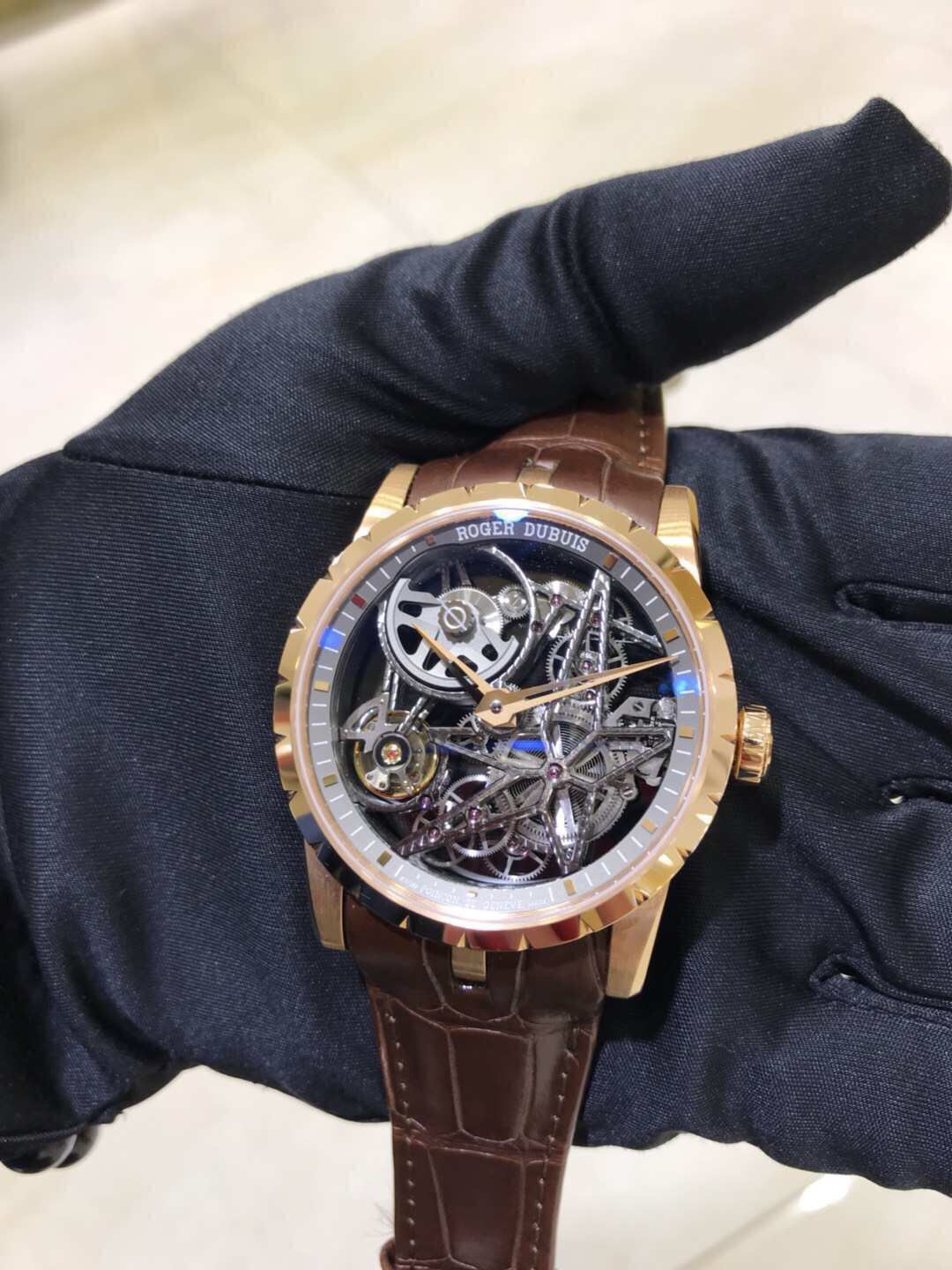 Roger Dubuis RDDBEX0422 EXCALIBUR Automatic 18kt Rose Gold