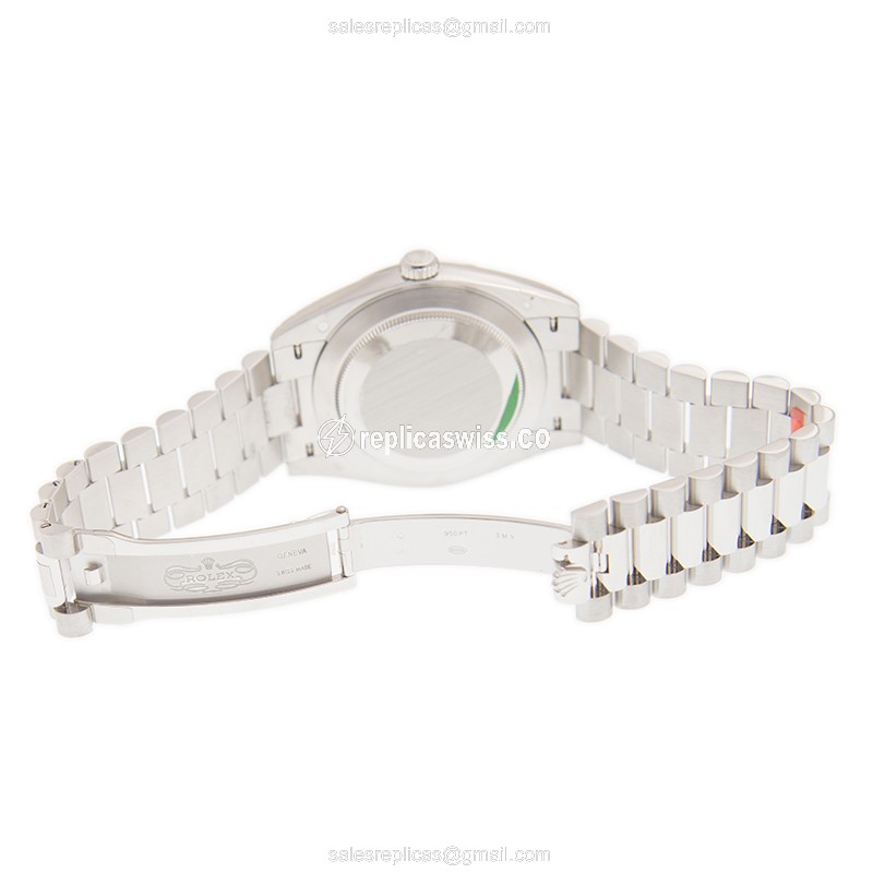 Rolex 228206 Z.B2SA DAY-DATE Automatic 18kt White Gold