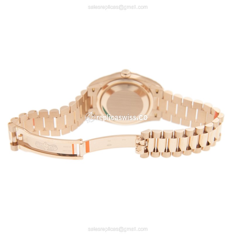 Rolex 128235-0009 DAY-DATE Automatic 18kt Rose Gold